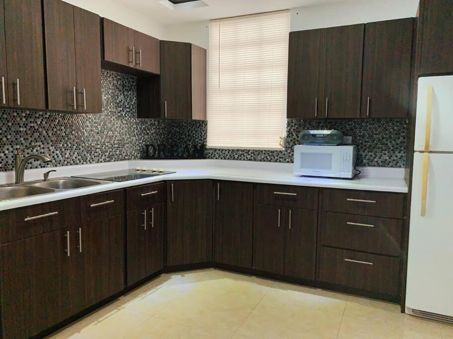 Spacius 4Br Home In Trendy Loiza St, Near Beach San Juan Dış mekan fotoğraf